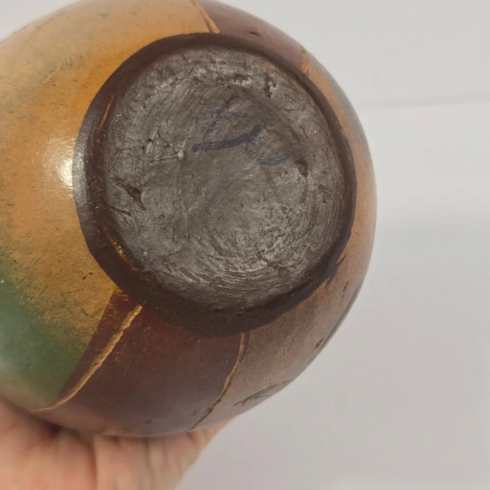 Handmade Peruvian Ceramic - Hand-Painted Pre-Columbian Nazca  Inca Style Pottery